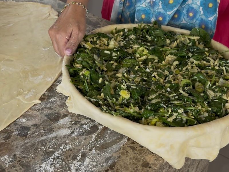 Authentic Spanakopita: Yiayia's Secret for the Best Greek Spinach Pie