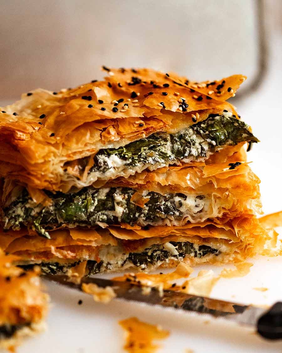 Perfect Spanakopita: Raw Spinach & Cheese Layers for Flaky Phyllo